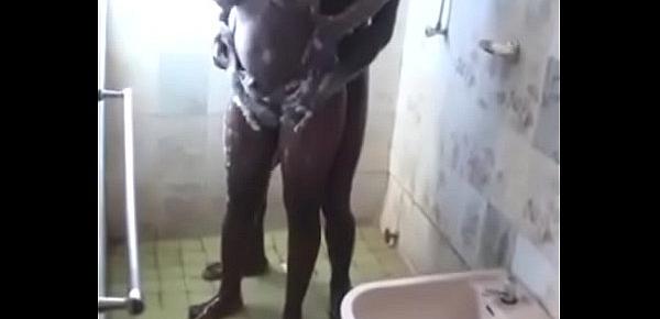  Sex in the shower- African style